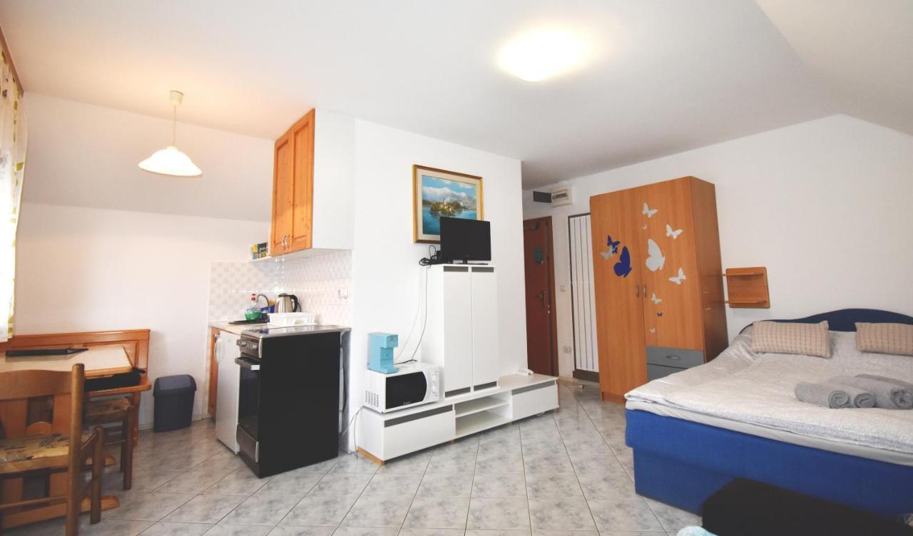 Apartment Kolman Bohinj ภายนอก รูปภาพ